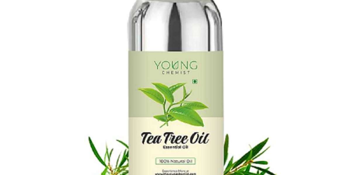 7 Reasons to Add Tea Tree Oil to Your Skincare Routine