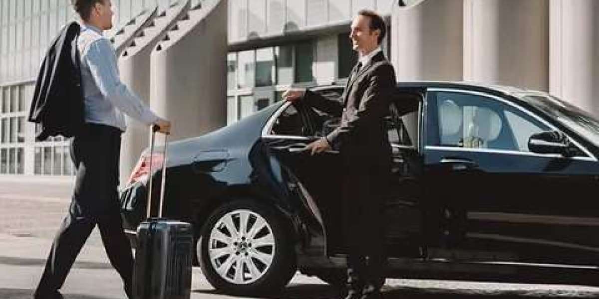 Effortless Corporate Travel with Elite Limo LI: Where Luxury Meets Efficiency