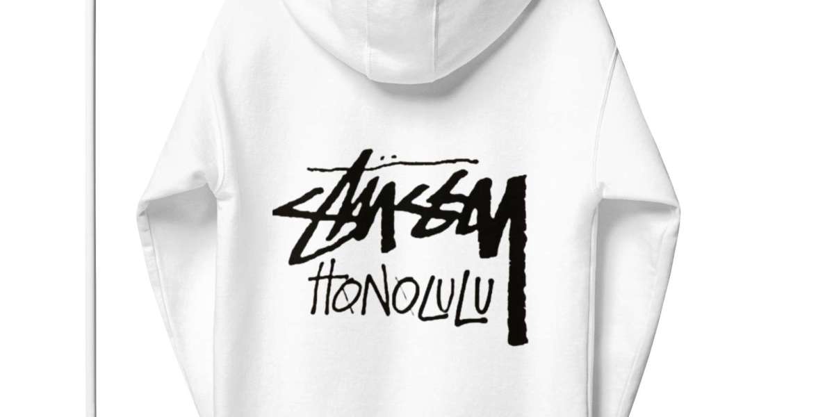 How Stussy Revolutionized Streetwear and Influenced High Fashion