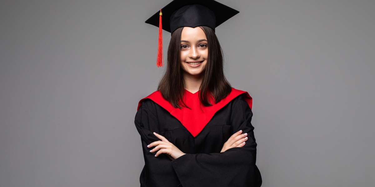 UG Courses After 12th: Exploring the Top Courses for a Bright Future