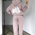 Fashion clothing stores